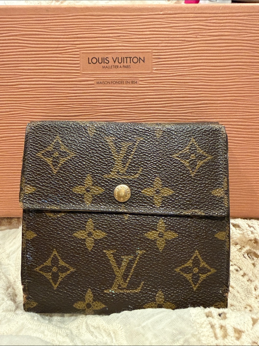 VINTAGE Louis Vuitton Brown & Tan Monogram double side Snap Wallet
